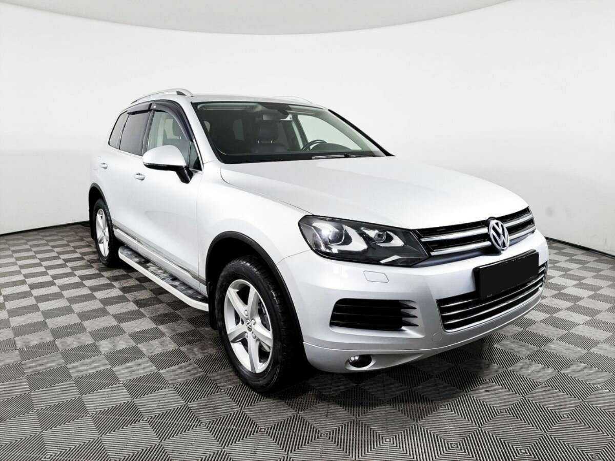 Купить Volkswagen Touareg, 2012, 163 000 км, фото №3