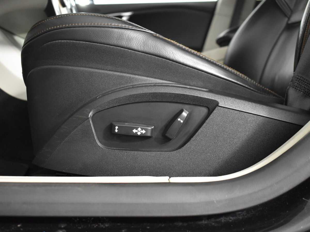 Купить Volvo V40 Cross Country, 2013, 182 220 км, фото №16