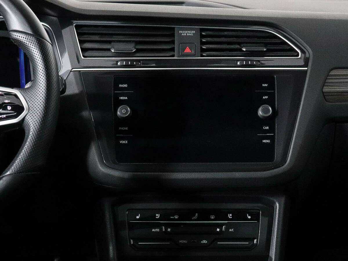 Купить Volkswagen Tiguan, 2021, 14 245 км, фото №10