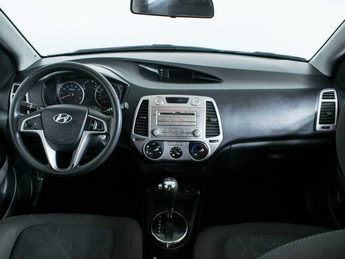 Купить Hyundai i20, 2010, 248 668 км, фото №12
