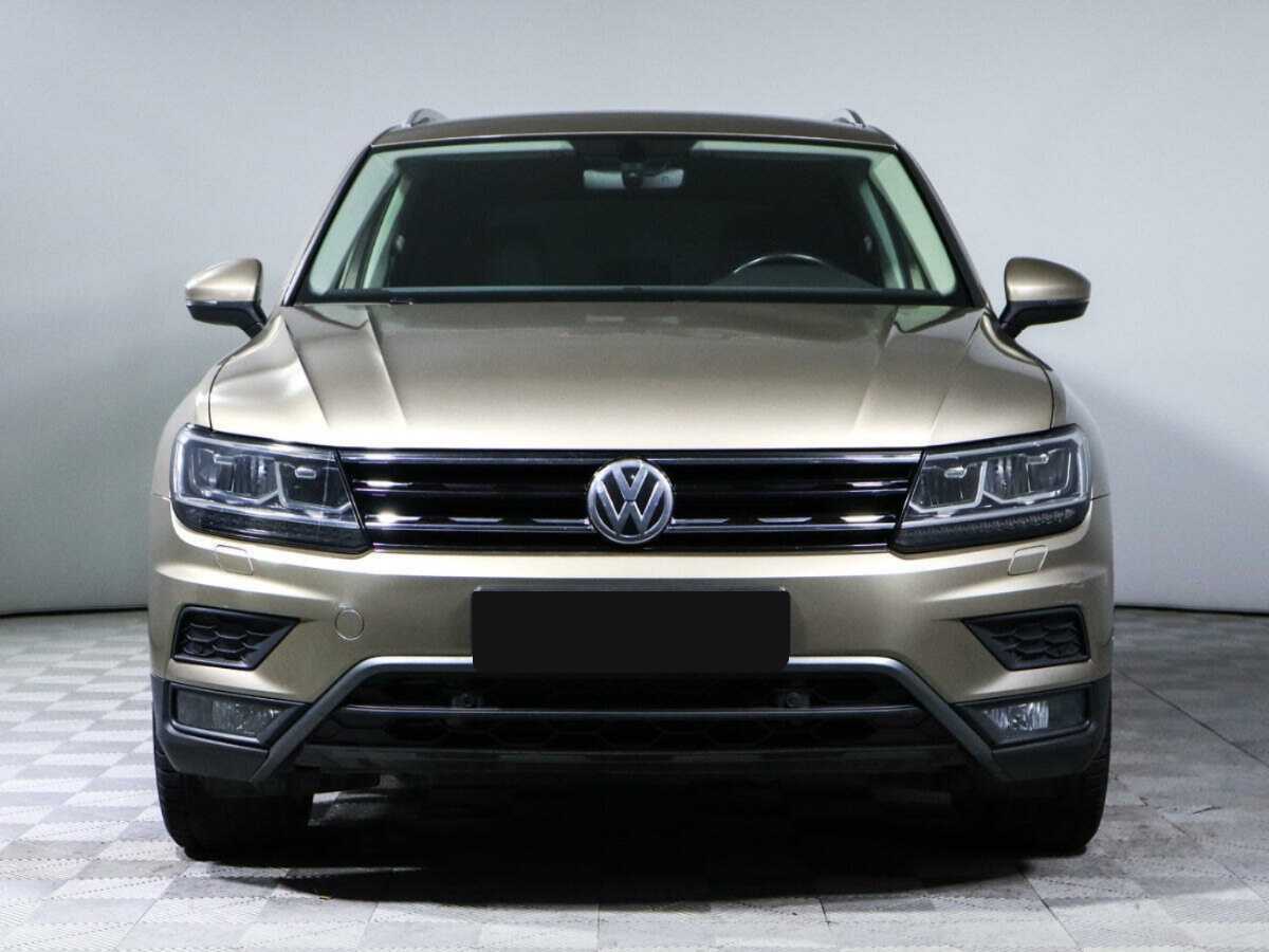 Купить Volkswagen Tiguan, 2017, 114 600 км, фото №2