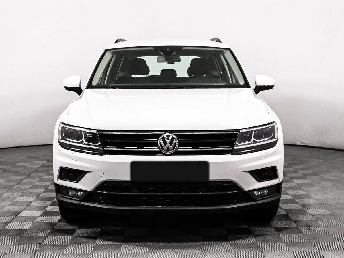 Купить Volkswagen Tiguan, 2019, 68 130 км, фото №2