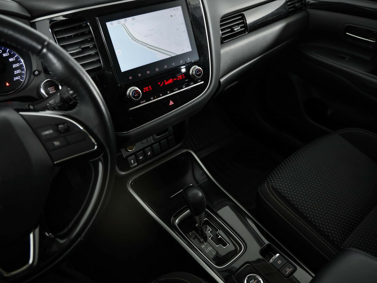 Купить Mitsubishi Outlander III Рестайлинг 3, 2021, 89 658 км, фото №21