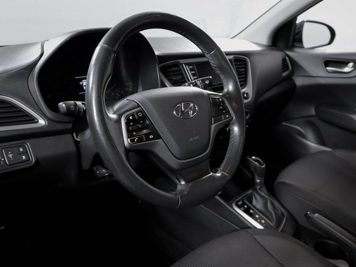 Купить Hyundai Solaris II, 2018, 138 538 км, фото №12