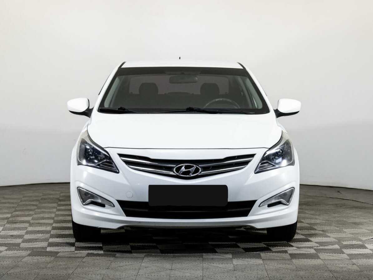 Купить Hyundai Solaris, 2015, 151 966 км, фото №2