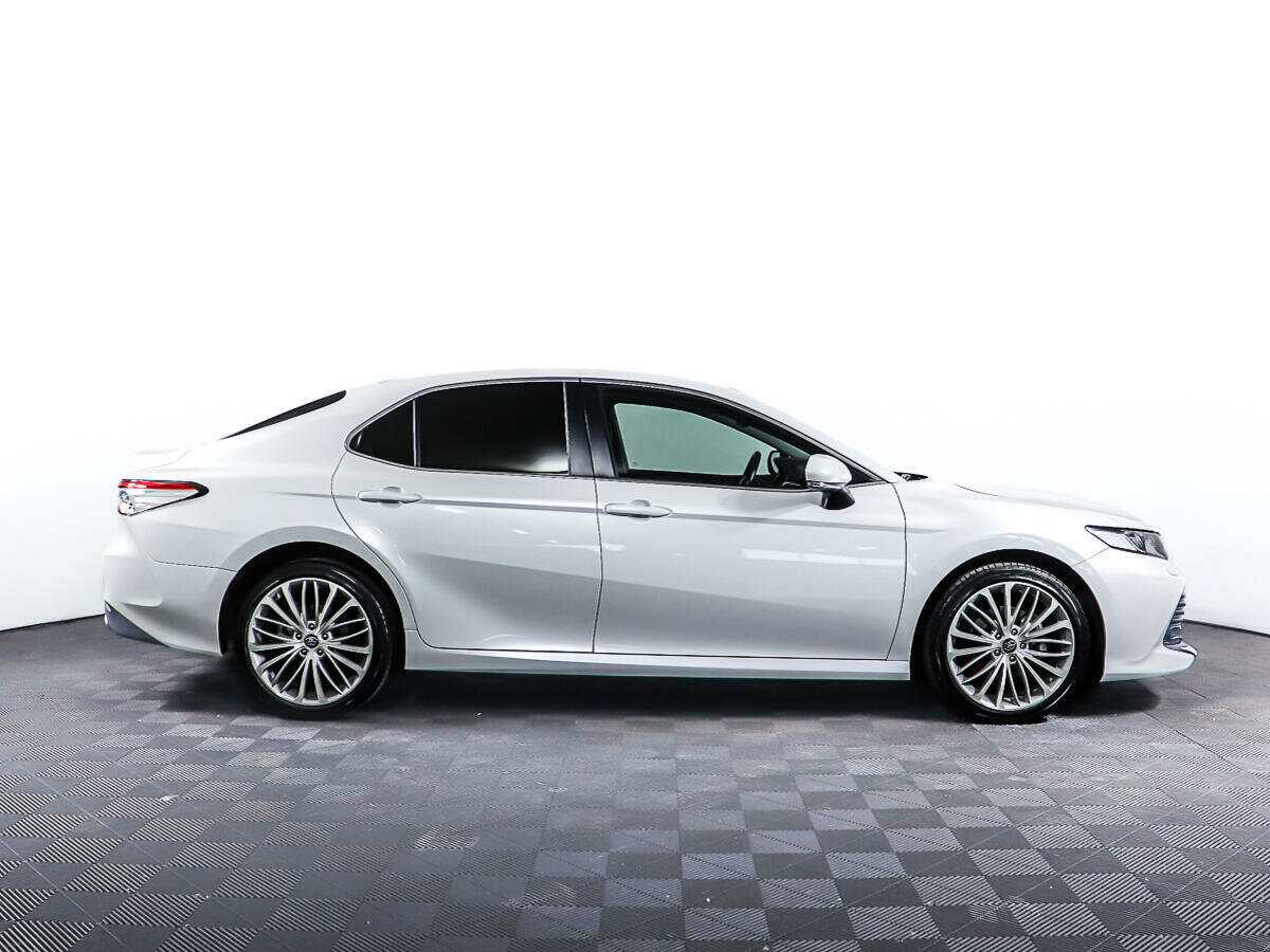 Купить Toyota Camry, 2020, 63 499 км, фото №4
