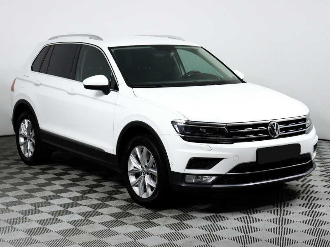 Купить Volkswagen Tiguan, 2017, 129 000 км, фото №3