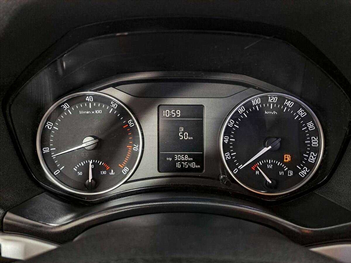Купить Skoda Octavia, 2011, 186 631 км, фото №9