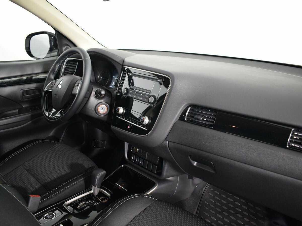 Купить Mitsubishi Outlander, 2022, 43 км, фото №8