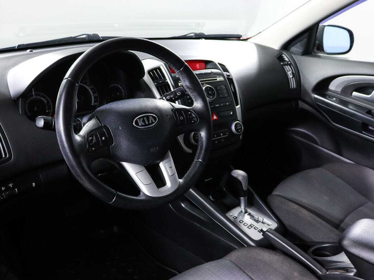 Купить Kia Ceed, 2010, 115 000 км, фото №12