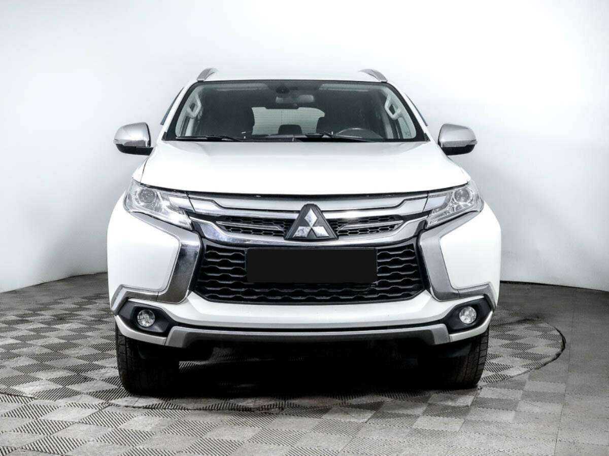 Купить Mitsubishi Pajero Sport, 2017, 165 900 км, фото №2