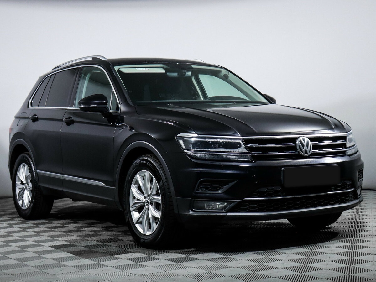 Купить Volkswagen Tiguan II, 2018, 110 600 км, фото №3