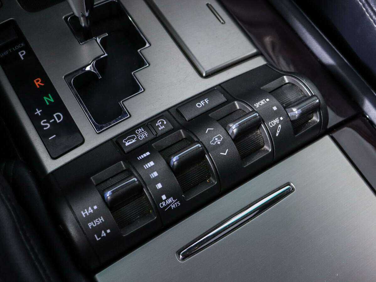Купить Lexus LX 570, 2012, 201 605 км, фото №15