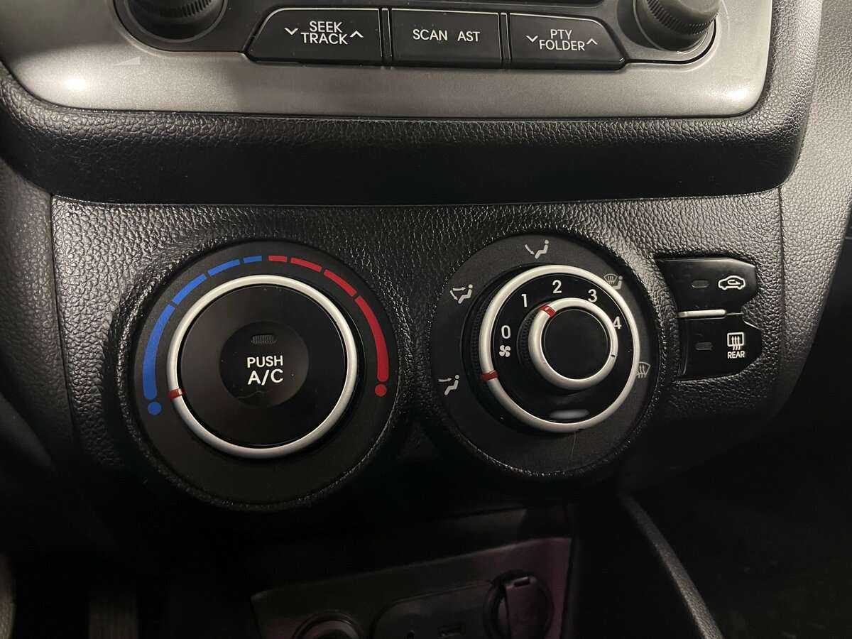 Купить Kia Rio 5-speed, 2013, 204 913 км, фото №13