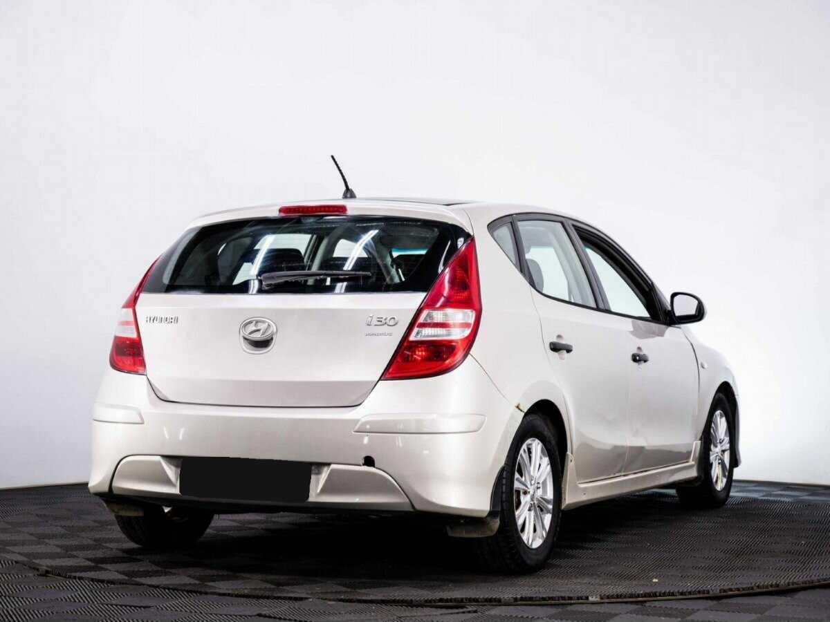 Купить Hyundai i30, 2010, 252 640 км, фото №6