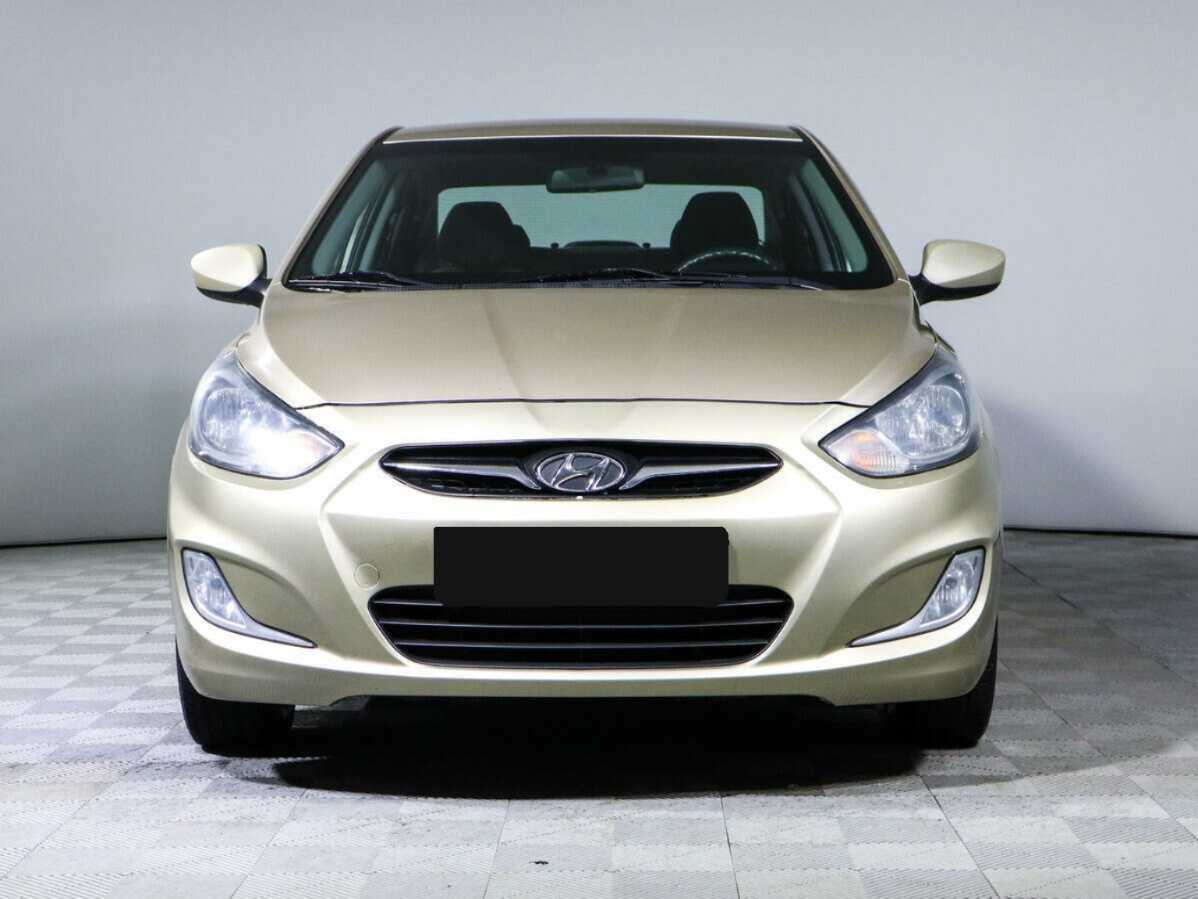 Купить Hyundai Solaris, 2013, 80 000 км, фото №2