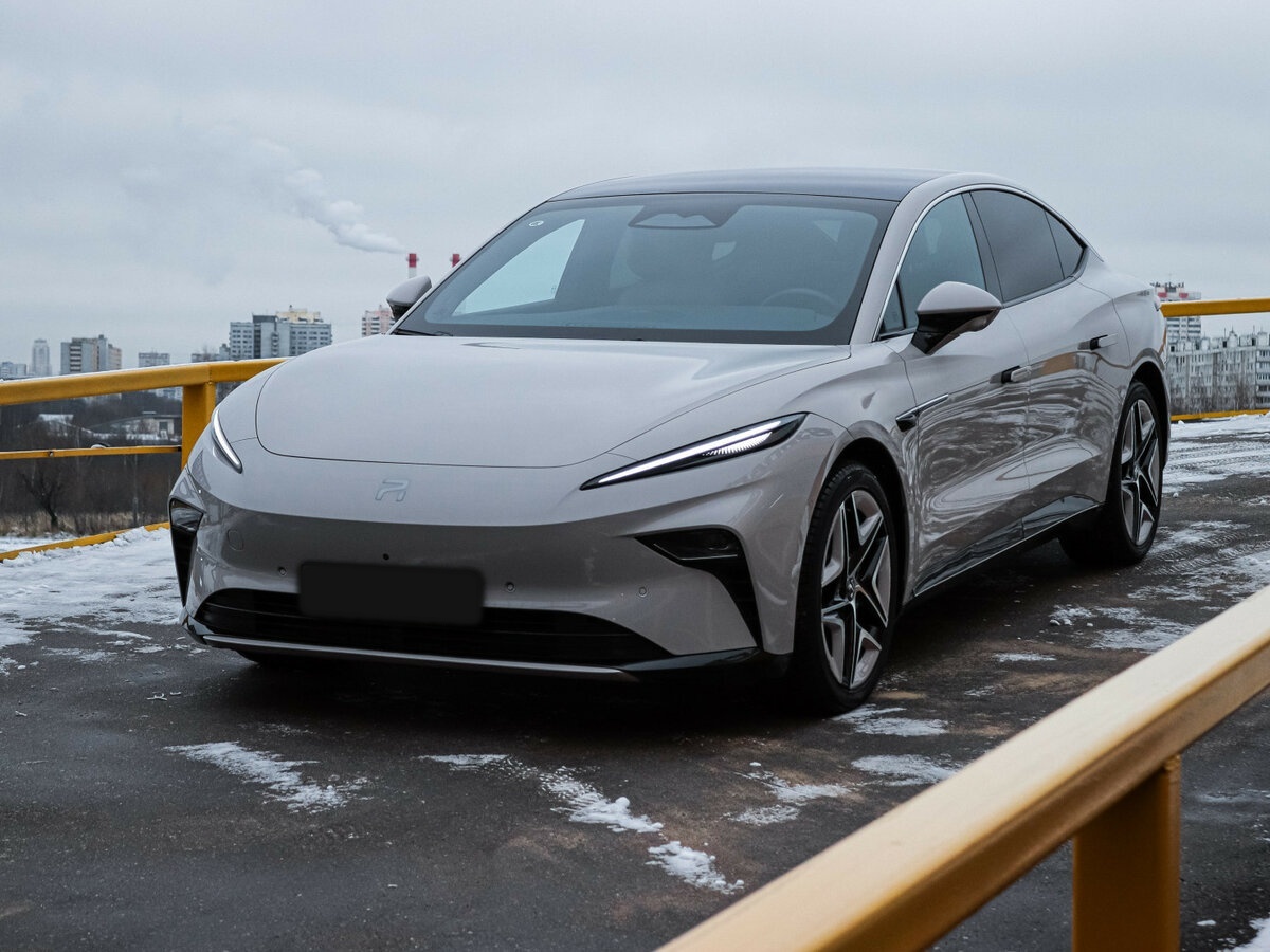 Купить Rising Auto F7 90 kWh, 2023, 17 424 км, фото №1