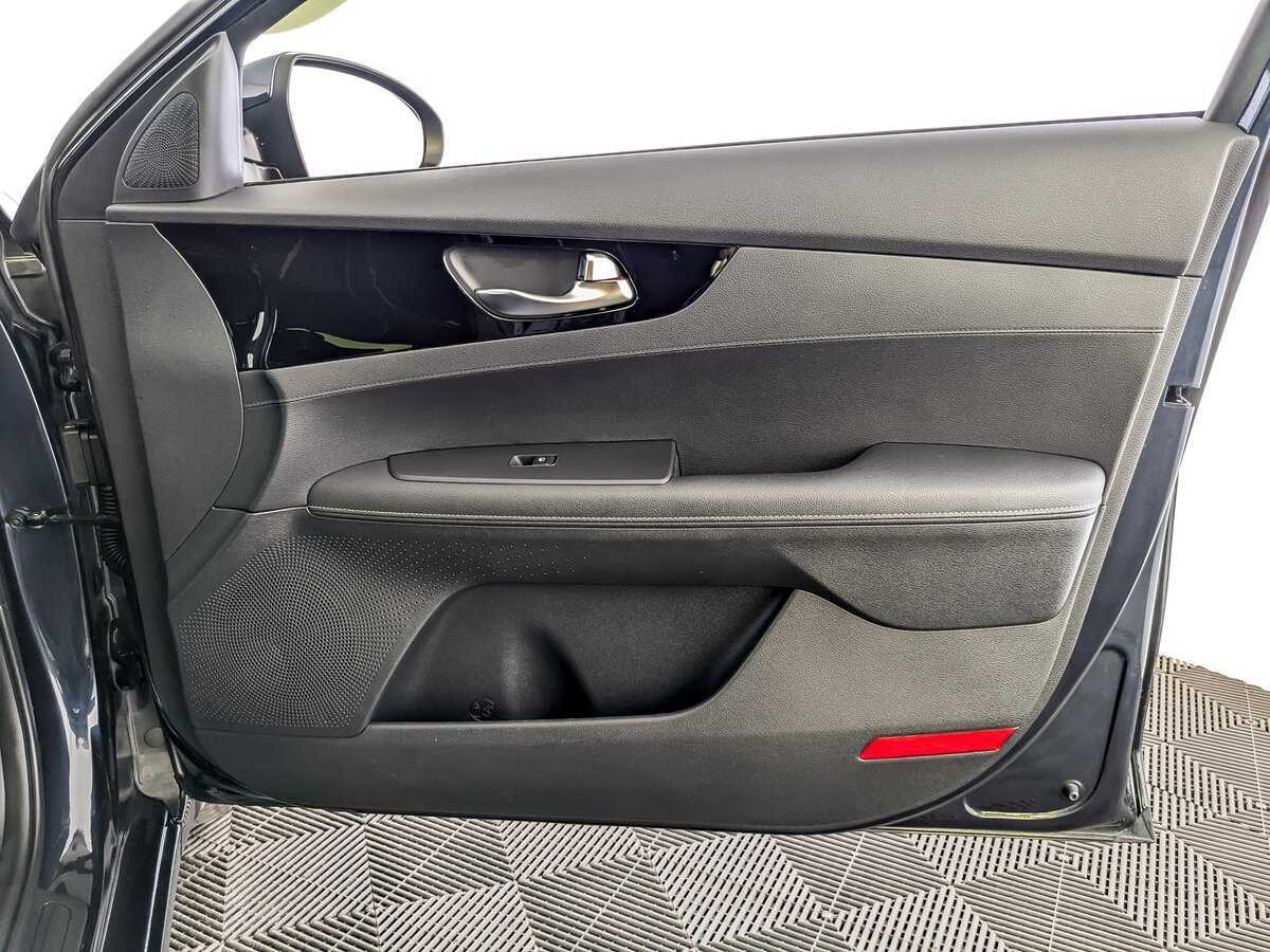 Купить Kia Cerato, 2021, 56 300 км, фото №20