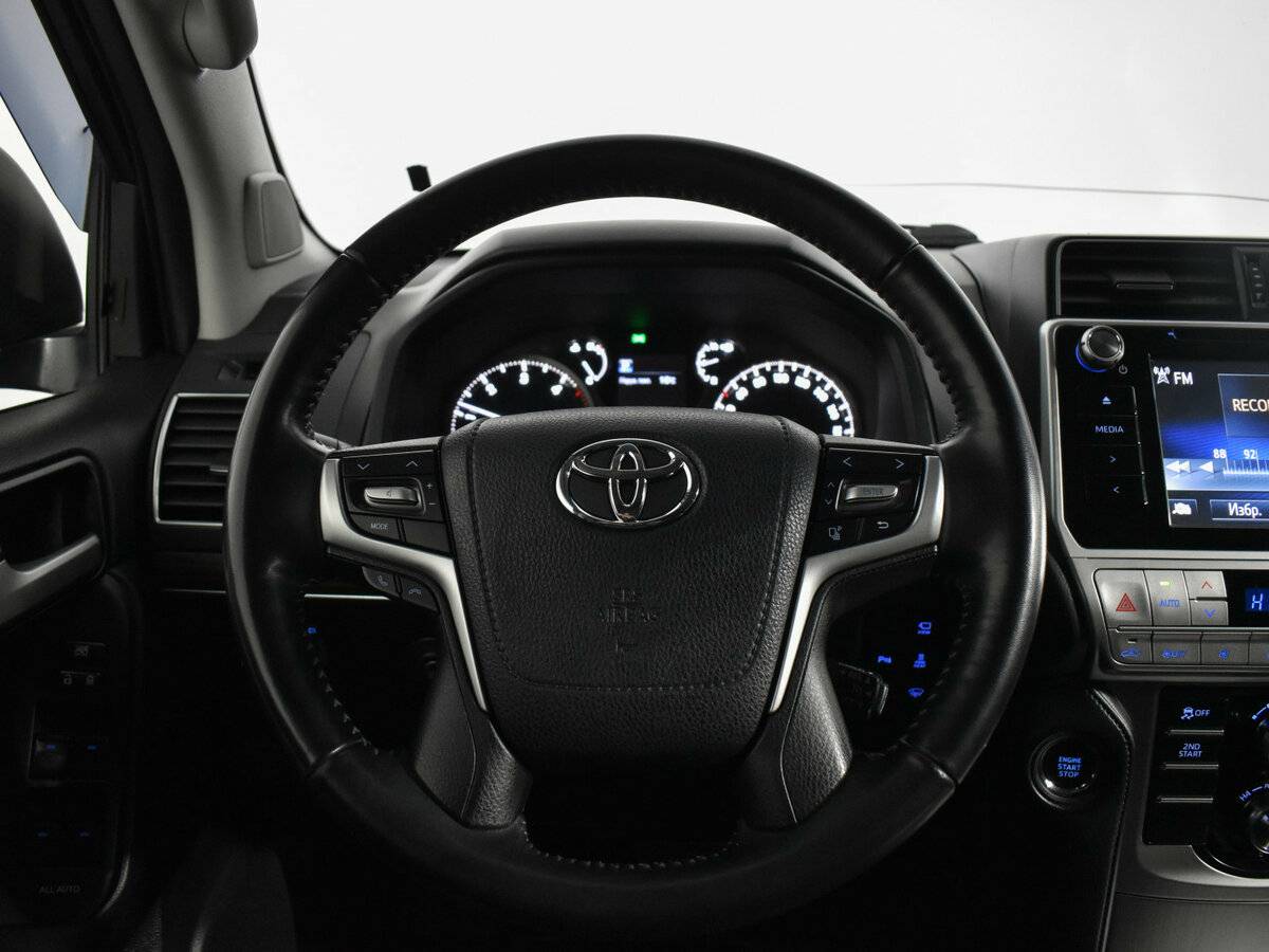 Купить Toyota Land Cruiser Prado 150 Series Рестайлинг 2, 2018, 165 805 км, фото №19