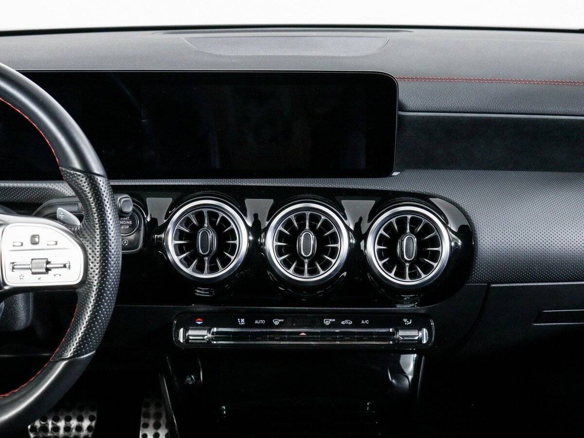 Купить Mercedes-Benz CLA 200, 2021, 75 000 км, фото №9