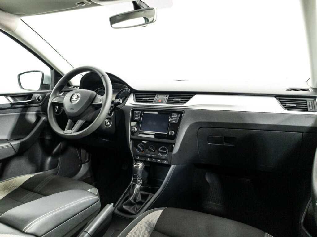 Купить Skoda Rapid, 2018, 90 987 км, фото №9