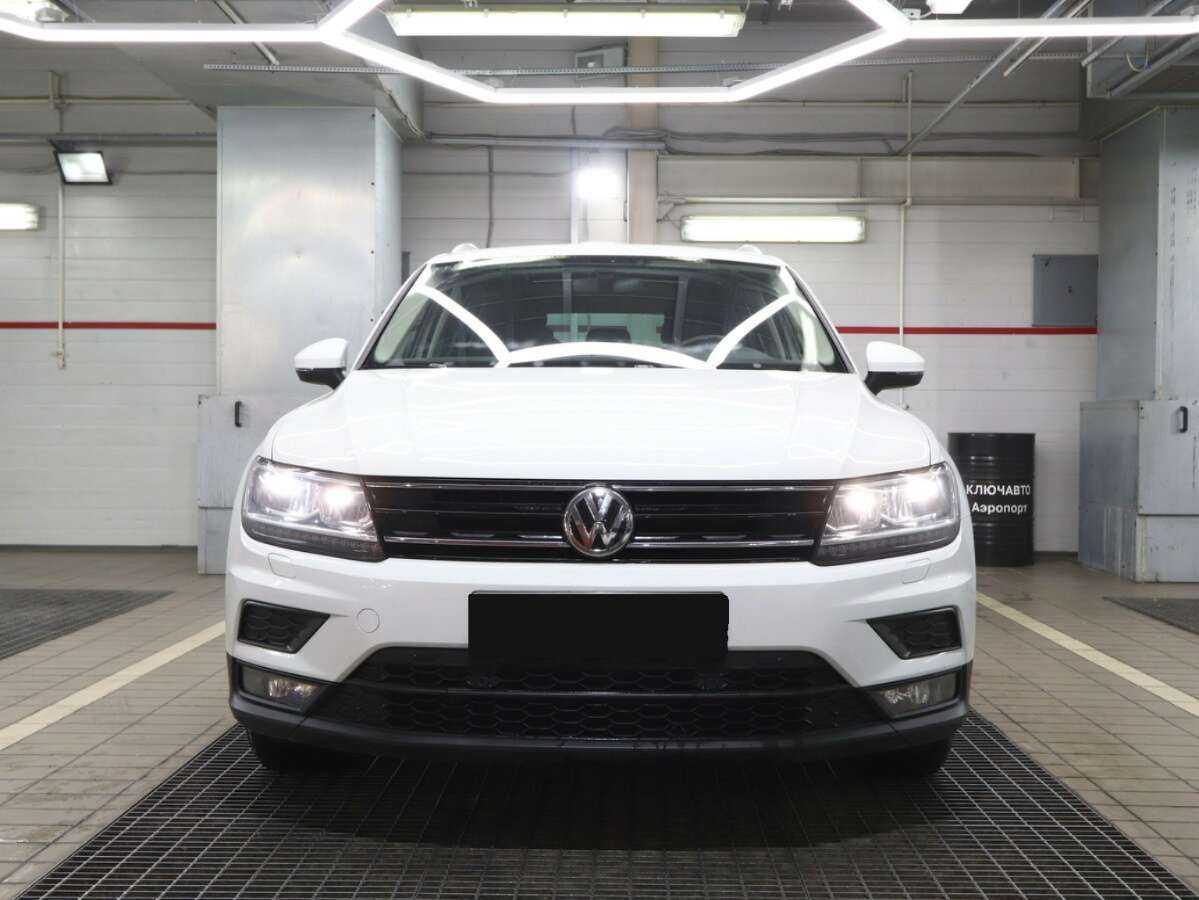 Купить Volkswagen Tiguan, 2018, 67 000 км, фото №3