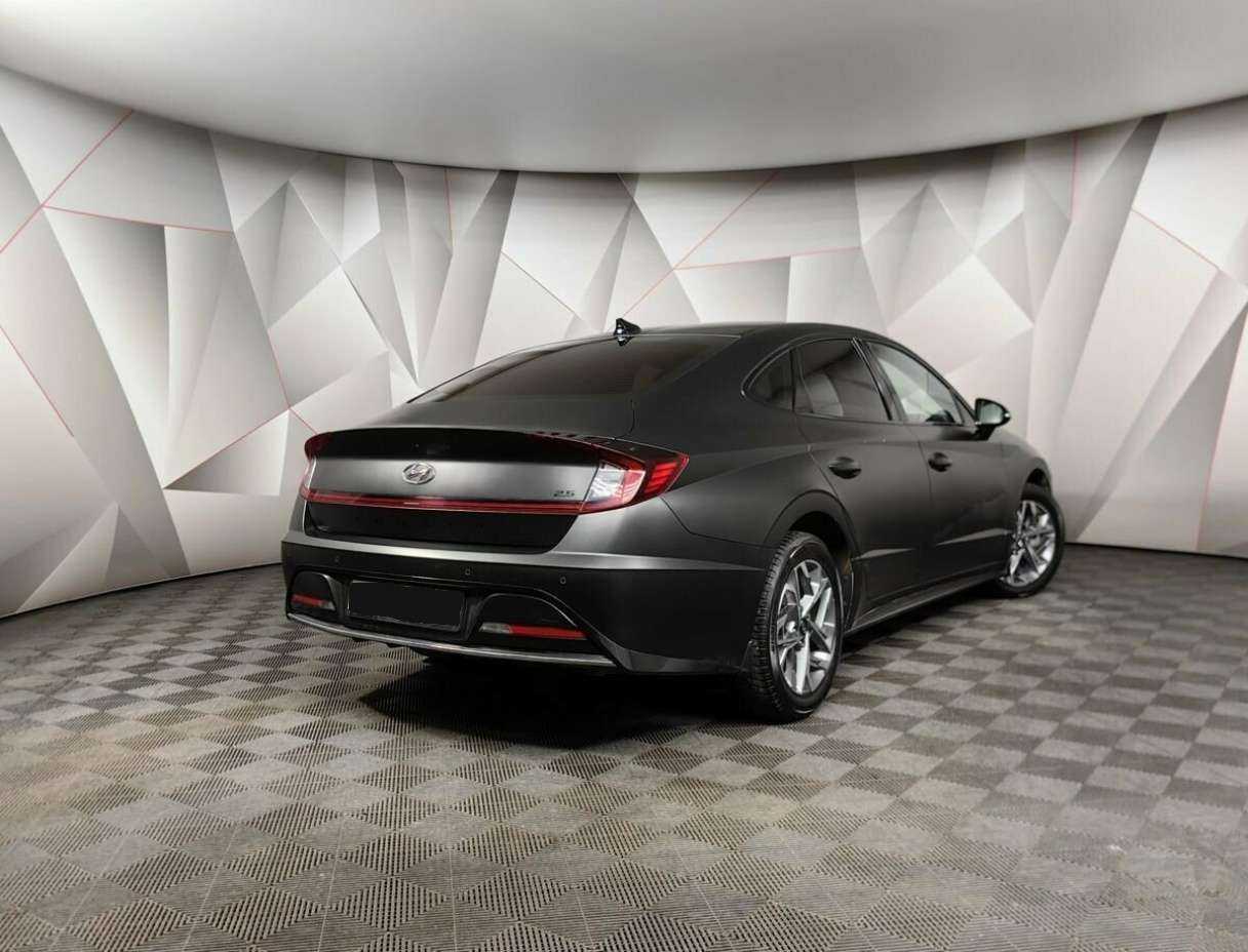 Купить Hyundai Sonata, 2019, 87 481 км, фото №2