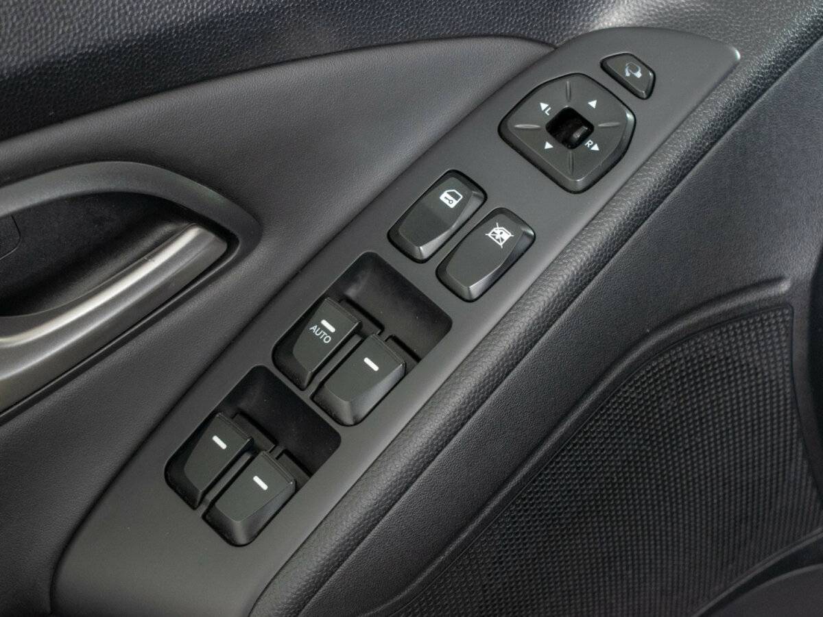 Купить Hyundai ix35 I, 2010, 239 023 км, фото №15