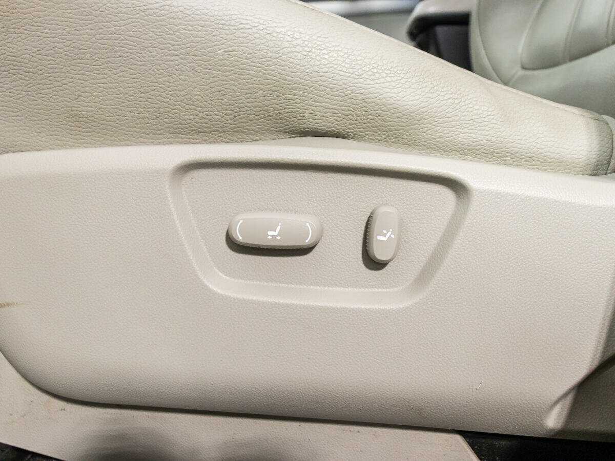 Купить Opel Antara, 2012, 166 149 км, фото №16