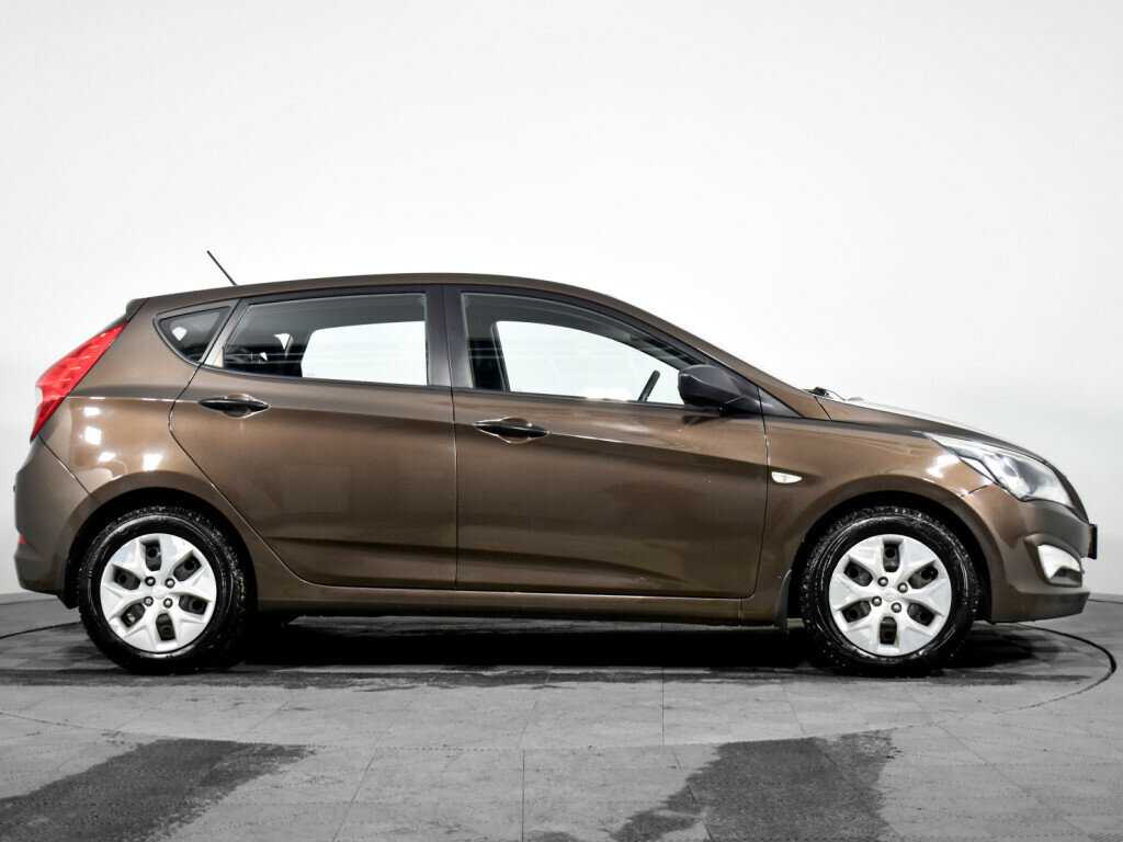 Купить Hyundai Solaris, 2015, 122 022 км, фото №4