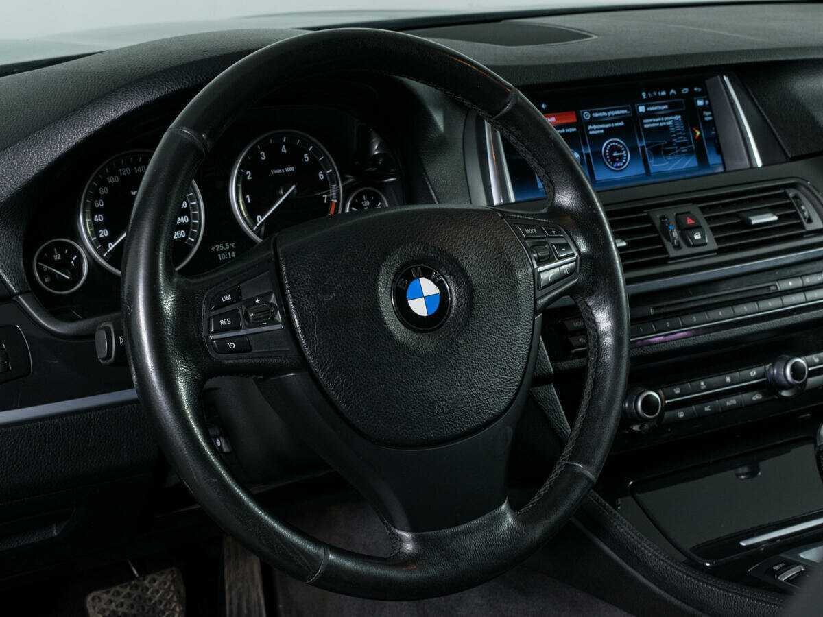 Купить BMW 5 серии 520i, 2013, 140 457 км, фото №14