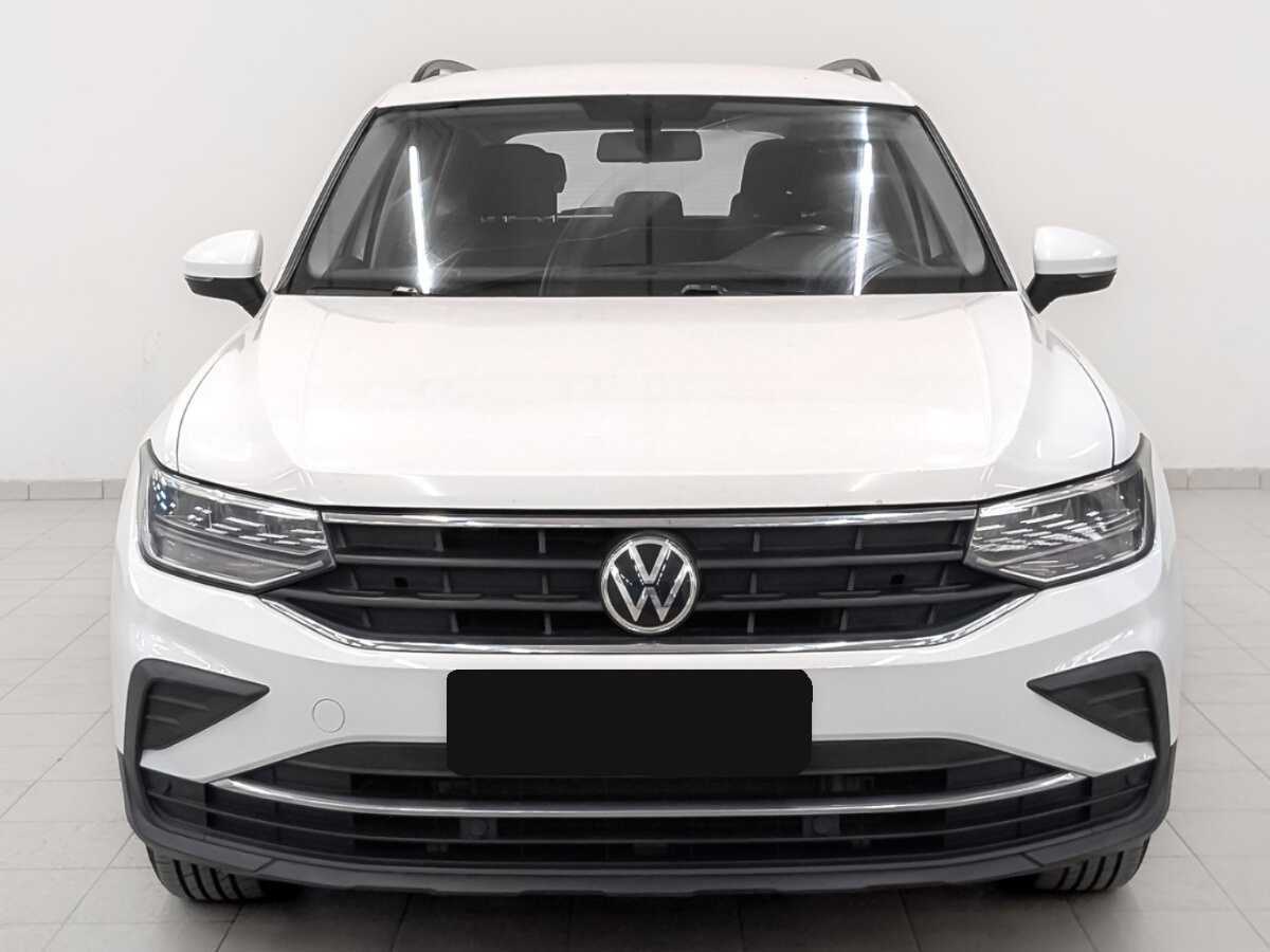 Купить Volkswagen Tiguan, 2021, 163 952 км, фото №2