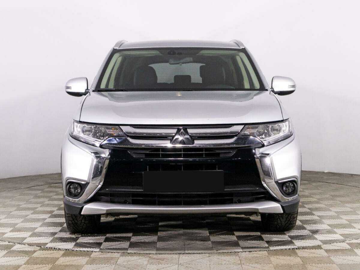 Купить Mitsubishi Outlander, 2017, 75 290 км, фото №2