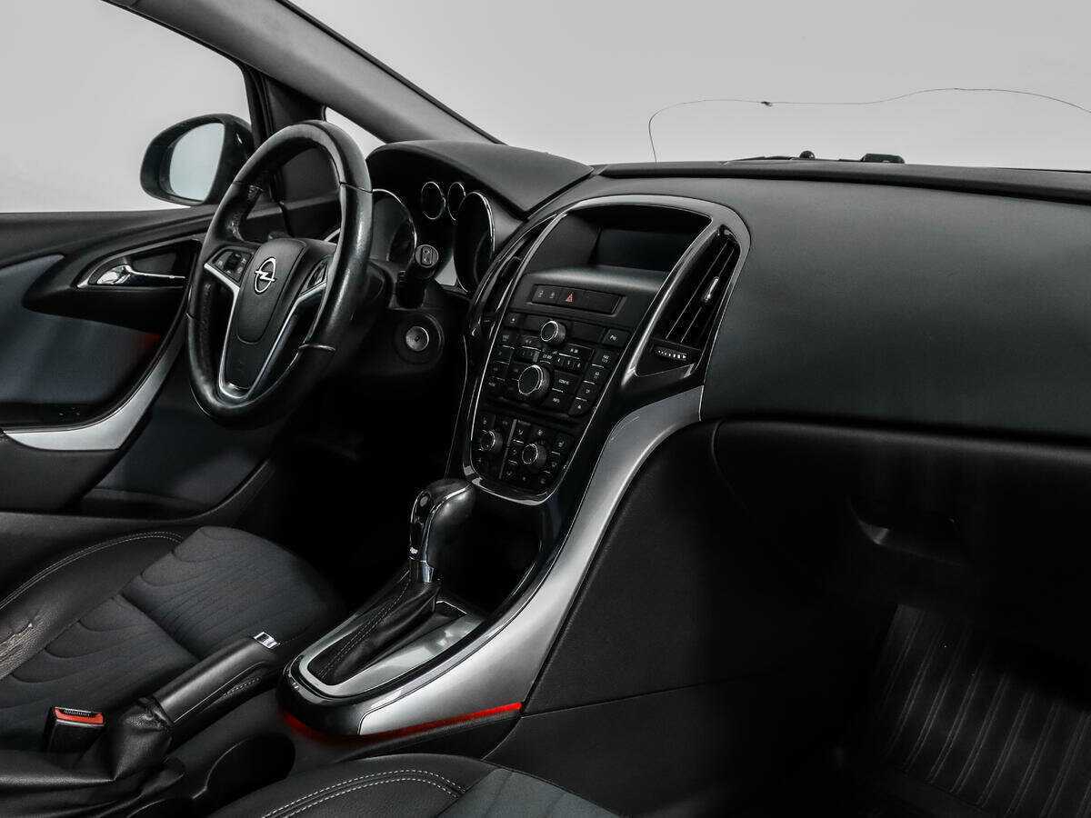 Купить Opel Astra, 2013, 159 326 км, фото №11