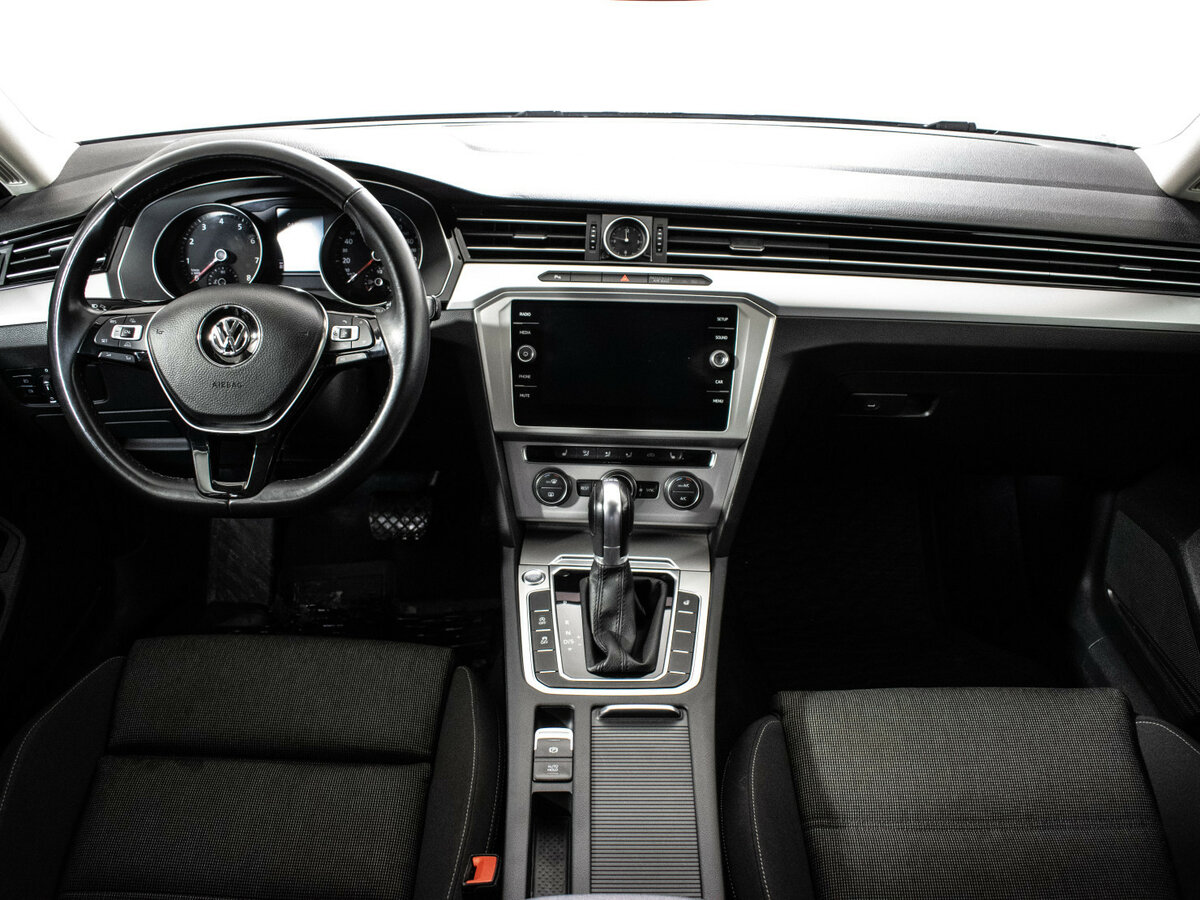 Купить Volkswagen Passat B8, 2017, 80 779 км, фото №11