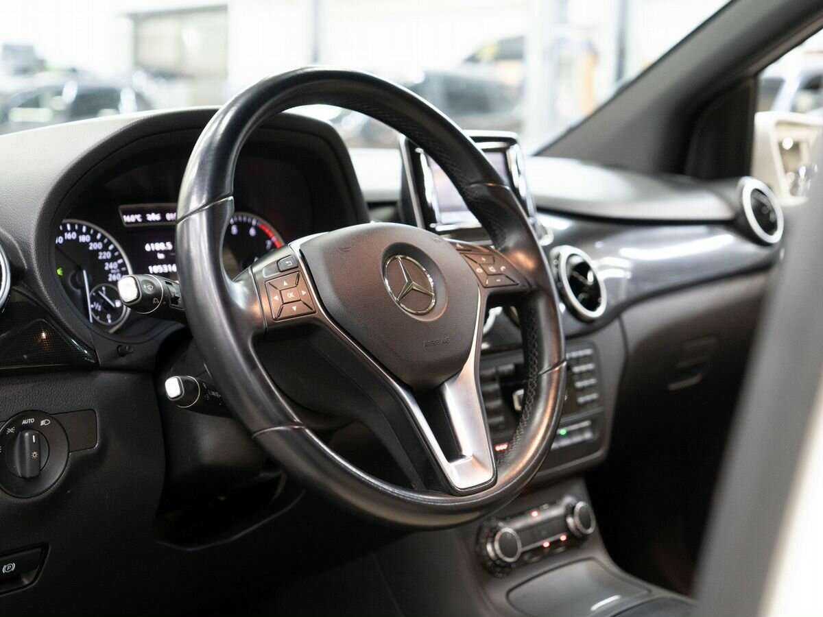Купить Mercedes-Benz B-Класс 180, 2013, 105 300 км, фото №5