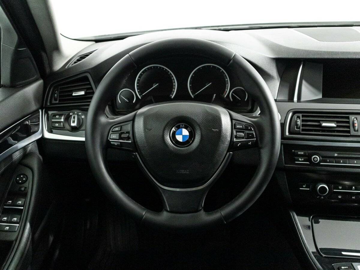 Купить BMW 5 серии 520i, 2014, 146 115 км, фото №23