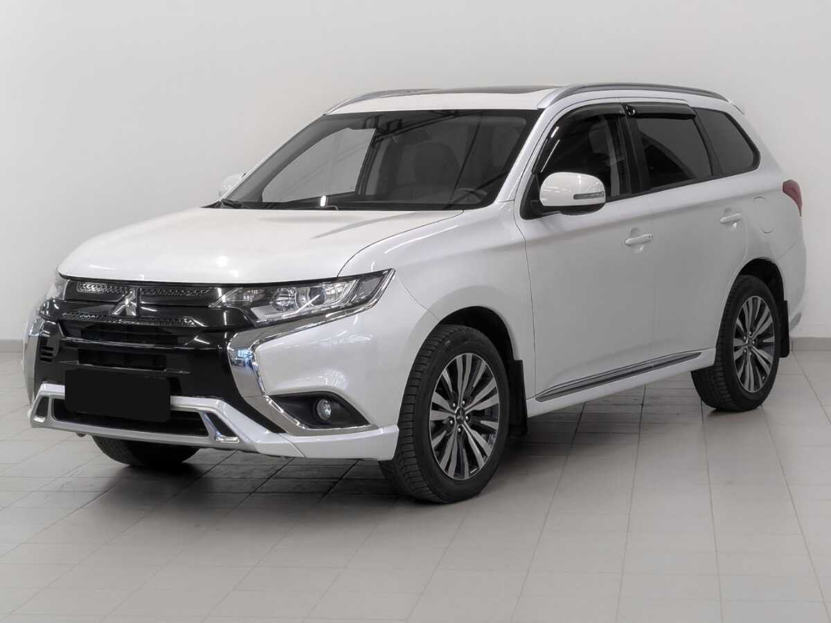Купить Mitsubishi Outlander, 2022, 8 874 км, фото №1