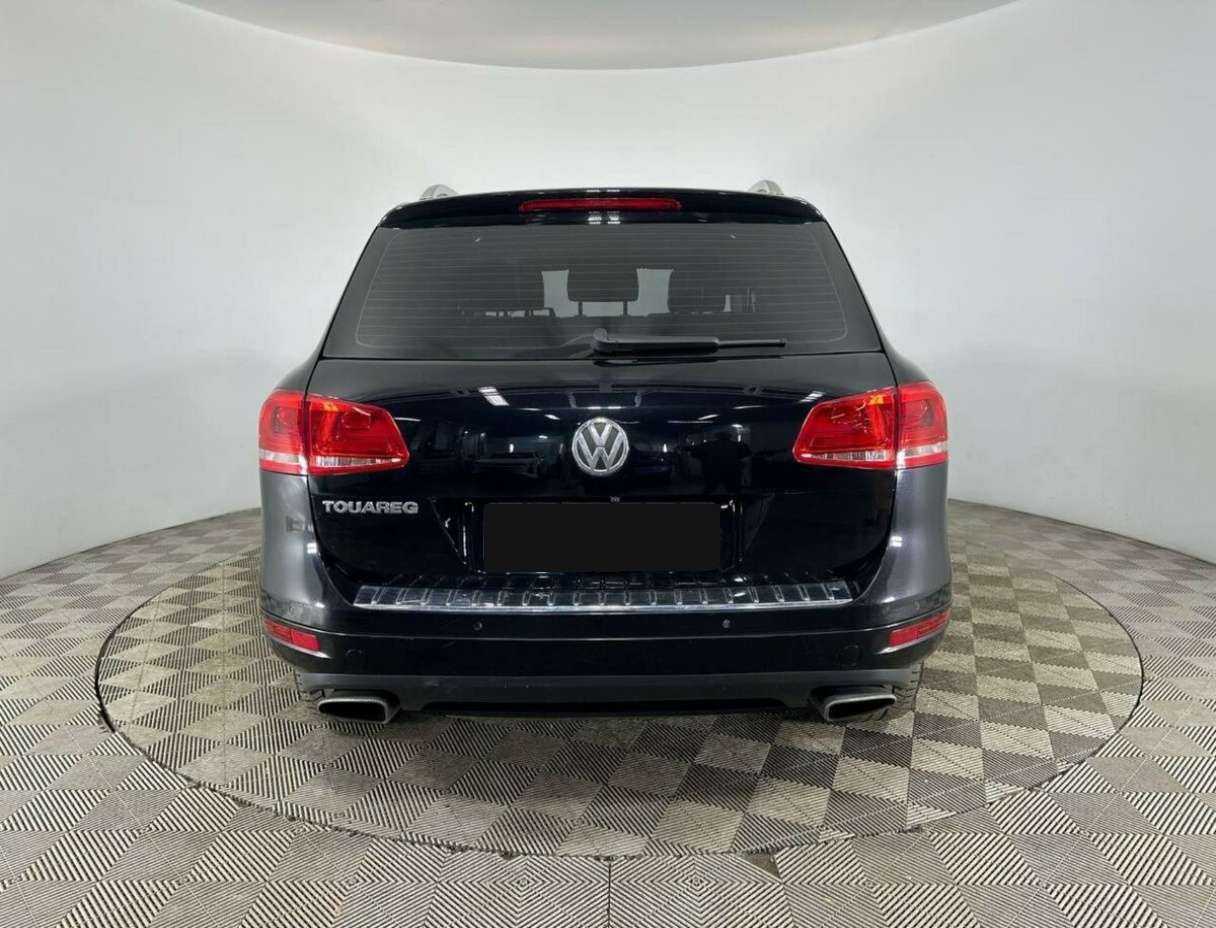 Купить Volkswagen Touareg, 2012, 216 981 км, фото №3