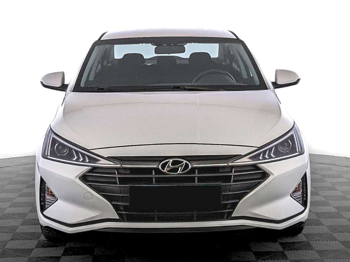 Купить Hyundai Elantra, 2020, 75 339 км, фото №2
