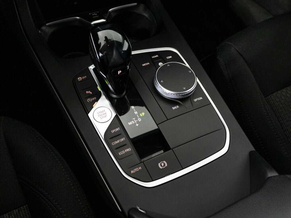 Купить BMW 1 серии 120d xDrive, 2019, 140 424 км, фото №14