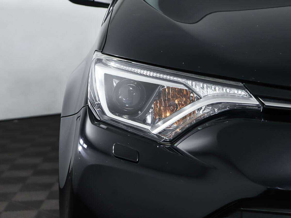 Купить Toyota RAV4, 2017, 84 900 км, фото №19