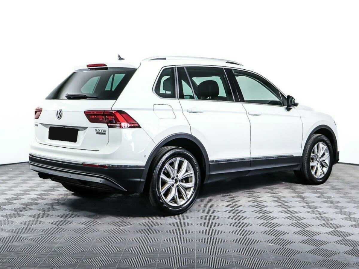 Купить Volkswagen Tiguan, 2017, 82 595 км, фото №4
