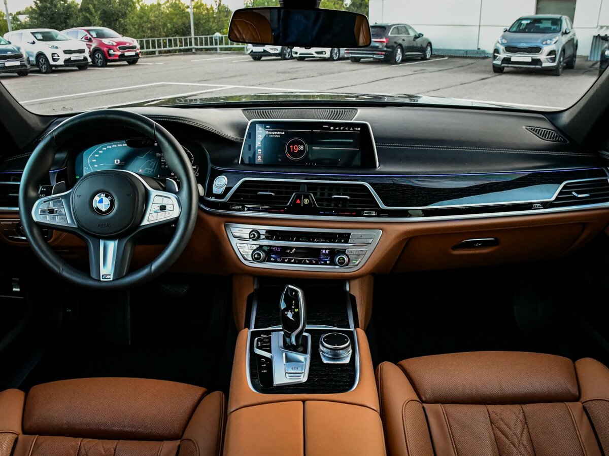Купить BMW 7 серии 750d xDrive VI (G11/G12) Рестайлинг, 2019, 103 000 км, фото №11