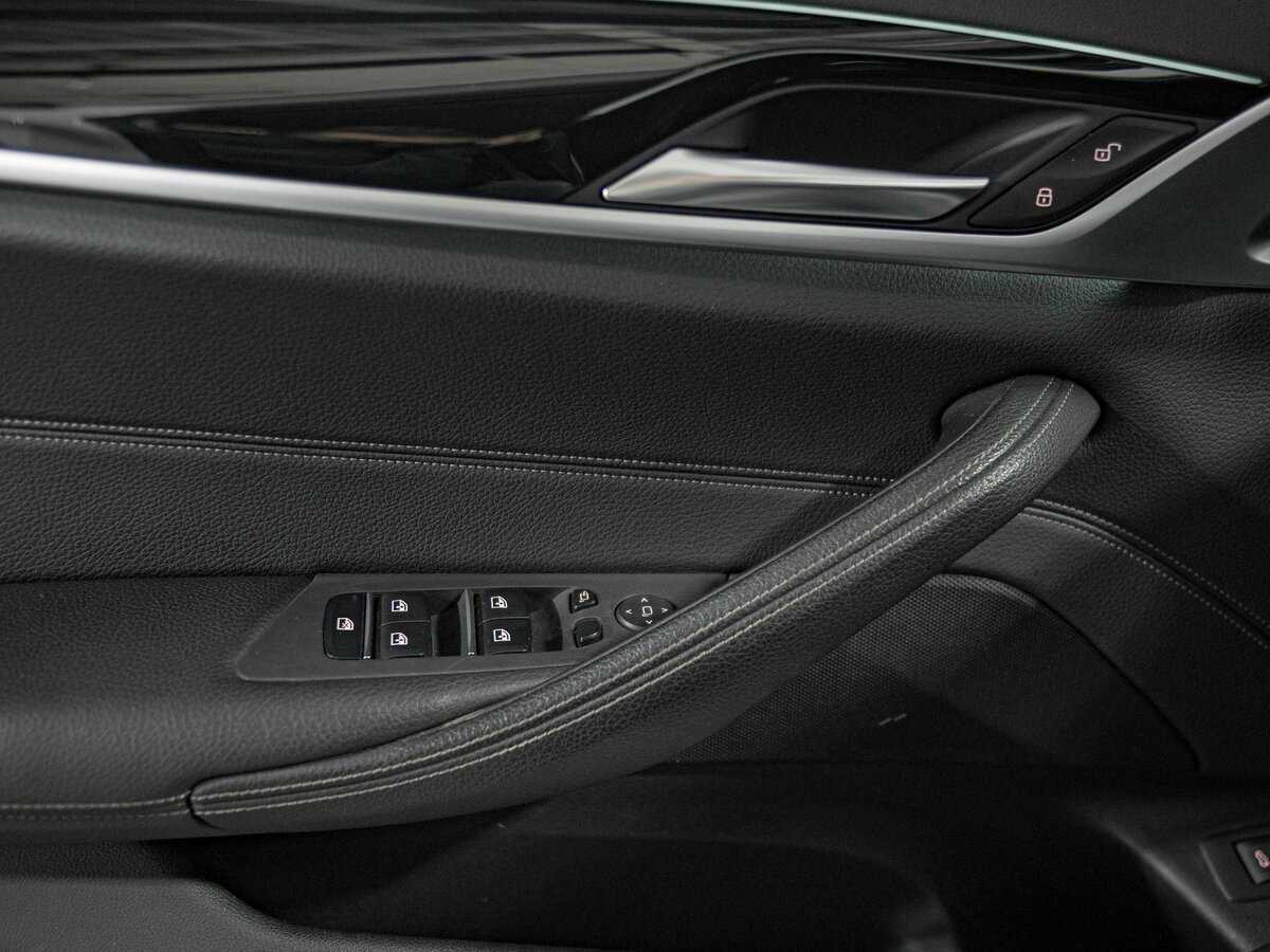 Купить BMW 5 серии 520d xDrive, 2018, 139 124 км, фото №15