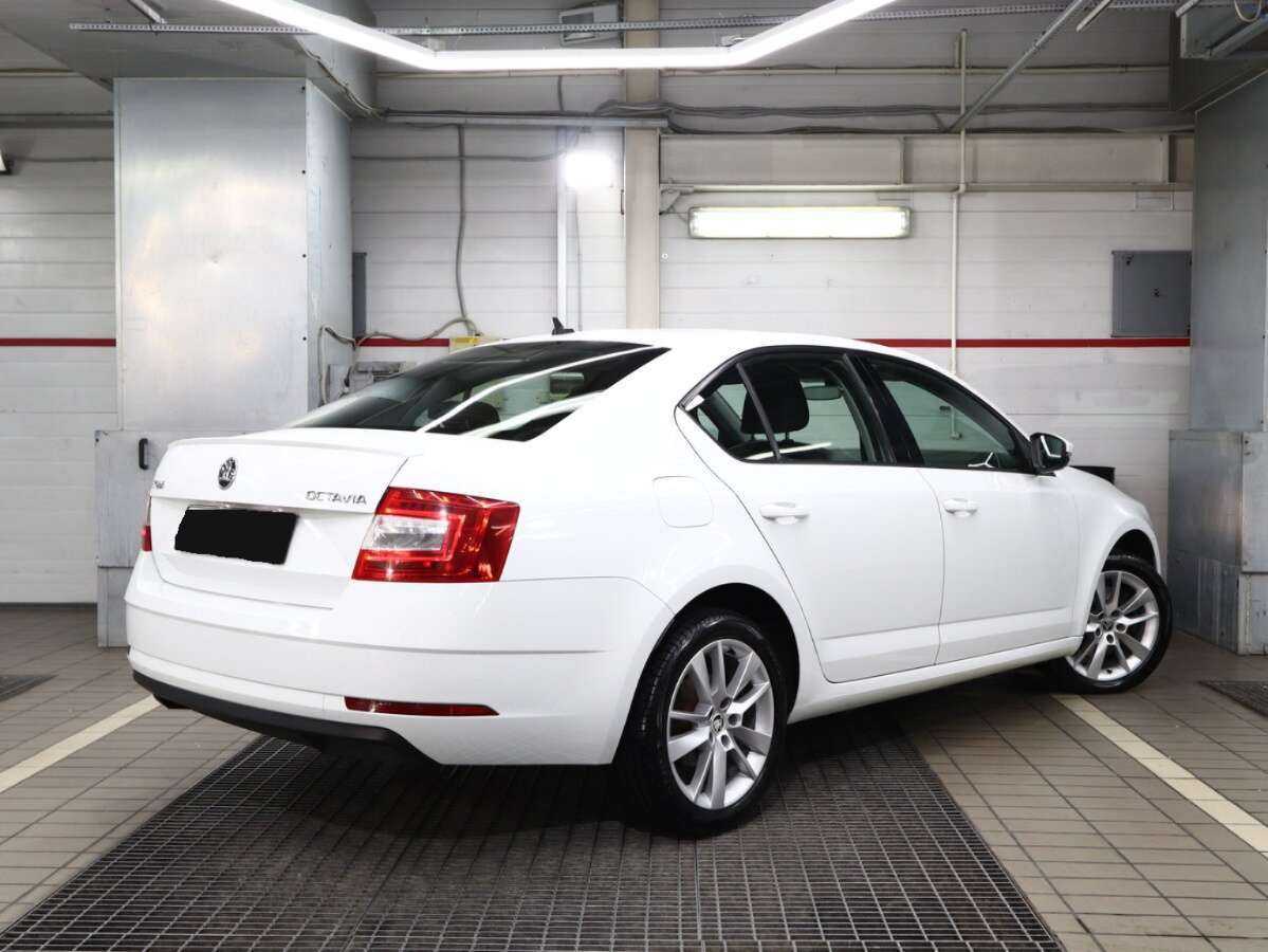 Купить Skoda Octavia, 2018, 130 000 км, фото №2