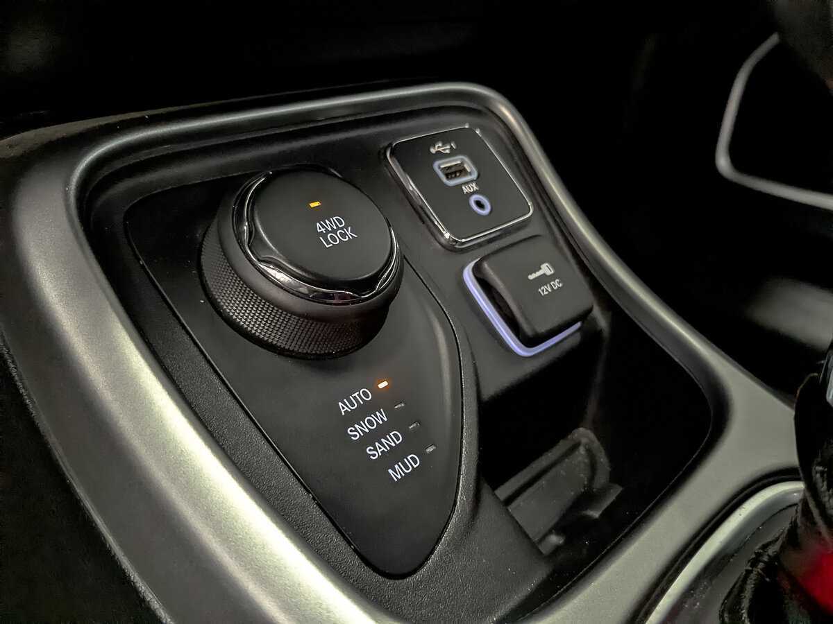 Купить Jeep Compass, 2018, 93 000 км, фото №25