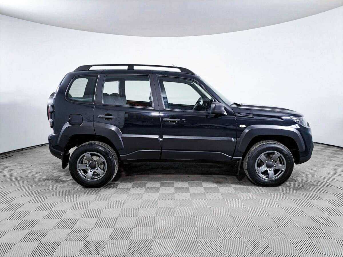 Купить Lada (ВАЗ) Niva, 2023, 8 474 км, фото №4