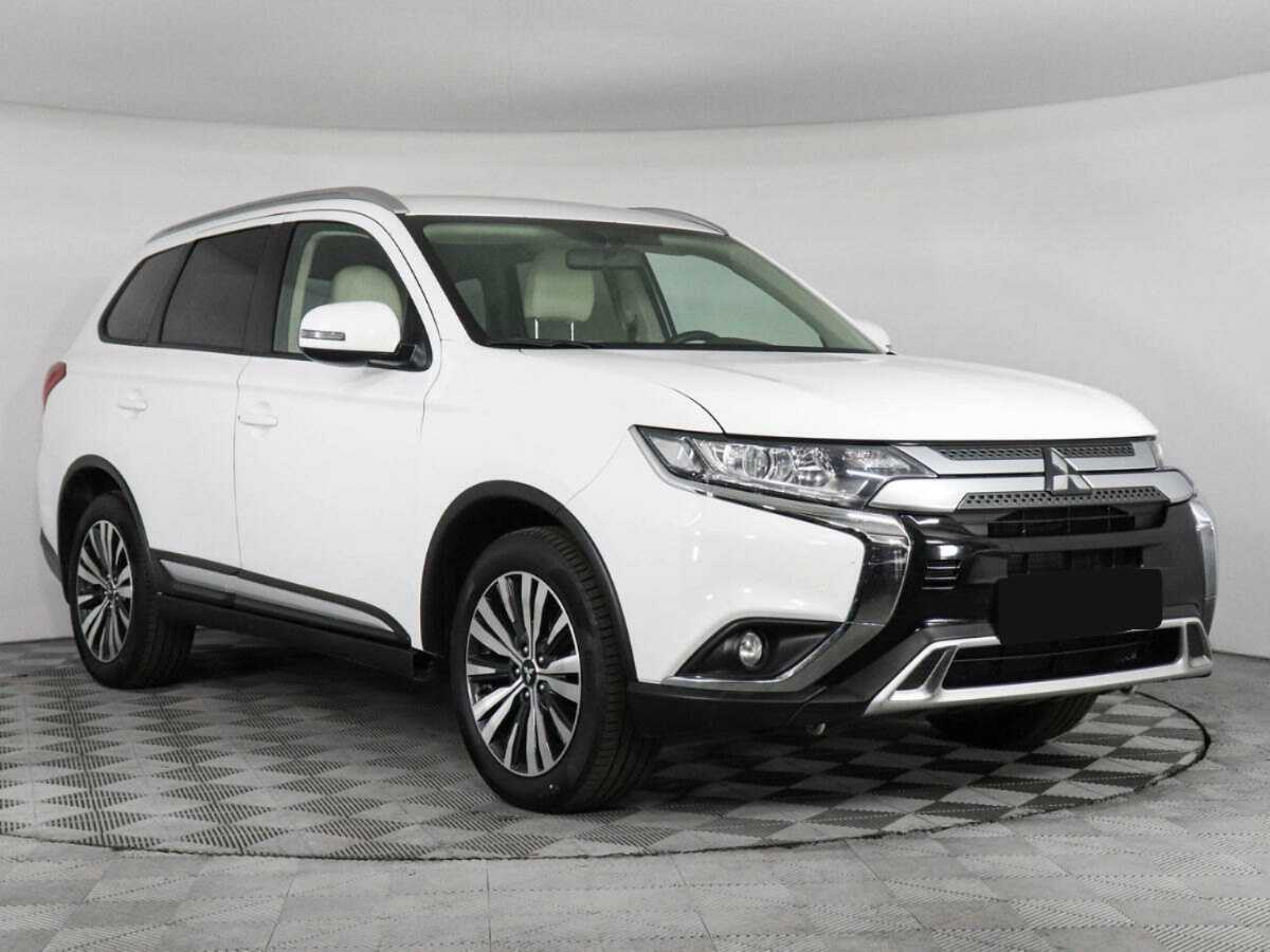 Купить Mitsubishi Outlander, 2021, 48 353 км, фото №3