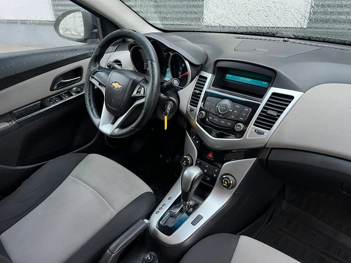 Купить Chevrolet Cruze I, 2011, 347 000 км, фото №9